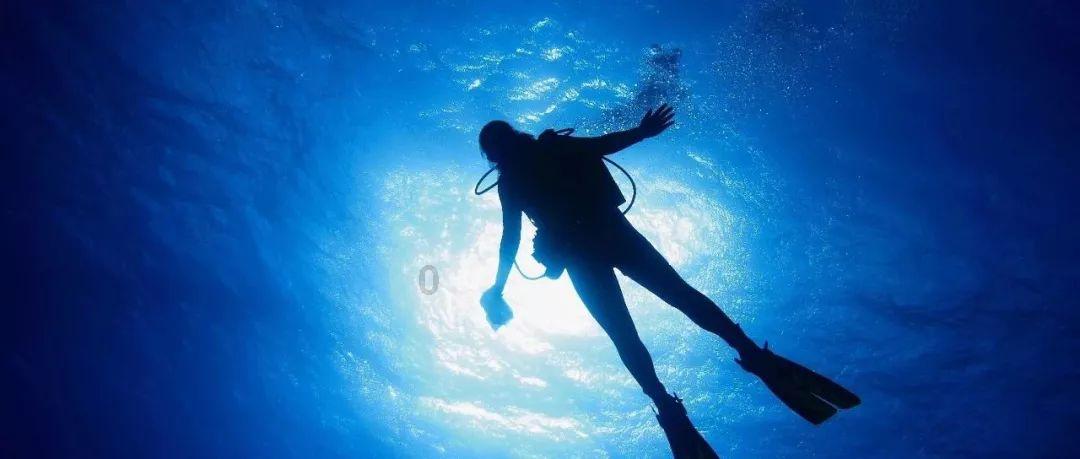 广东男孩阳性5天没发烧,突然四肢僵硬抽搐不停,这种情况该采取什么措施?知识星球-深入学习与交流的平台